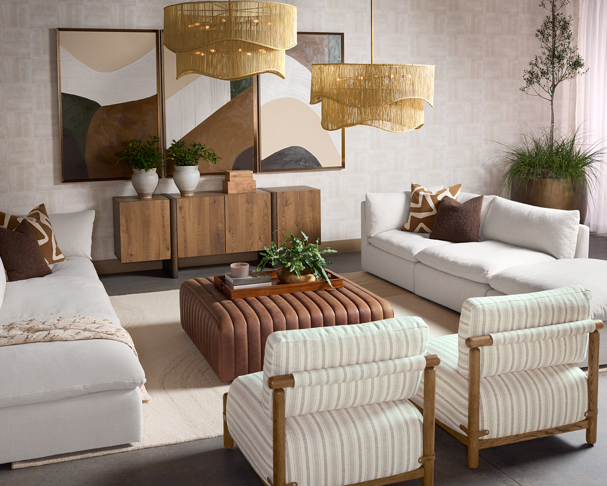 Holst Lounge Chair