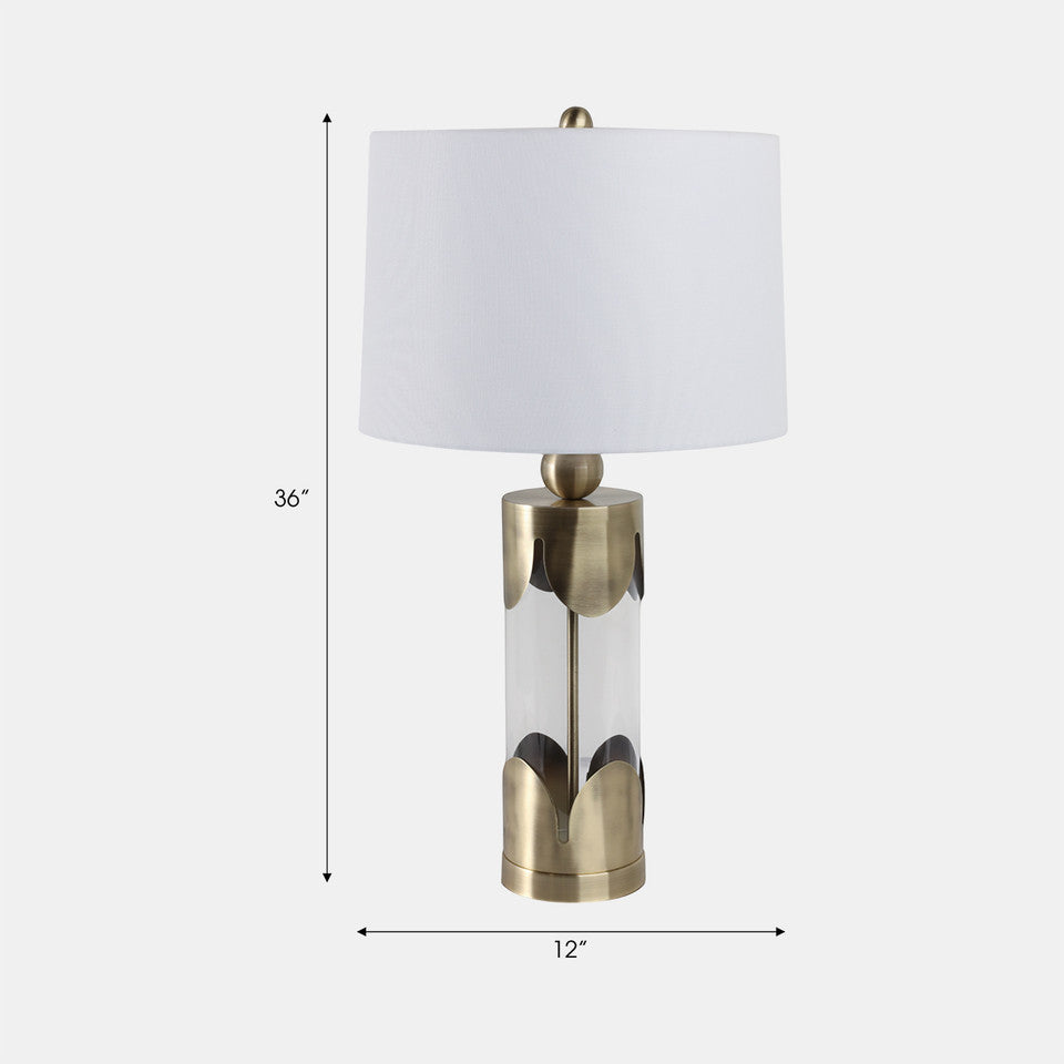 Scallop Border Lamp
